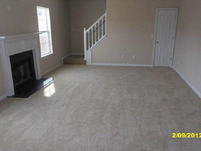 517 Hamlet Dr, Hampton, GA 30228 photo 4