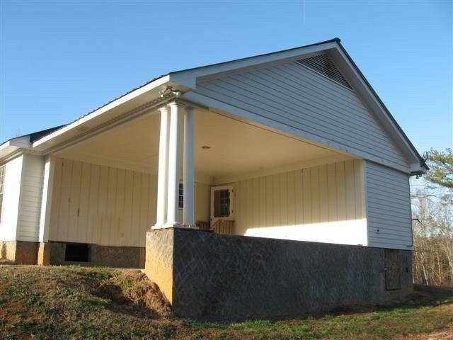2025 Della Slaton Rd, Comer, GA 30629 photo 3