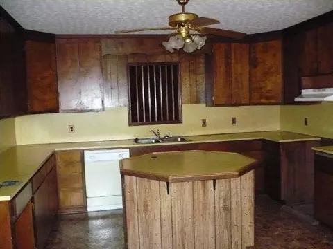 207 Tatum Hts, Lagrange, GA 30240 photo 13