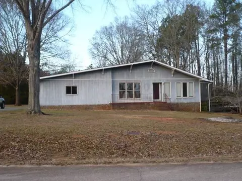 207 Tatum Hts, Lagrange, GA 30240 photo 1