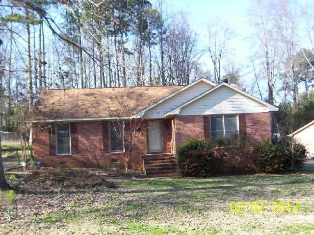 358 Hickory Ter, Lagrange, GA 30241 photo 1