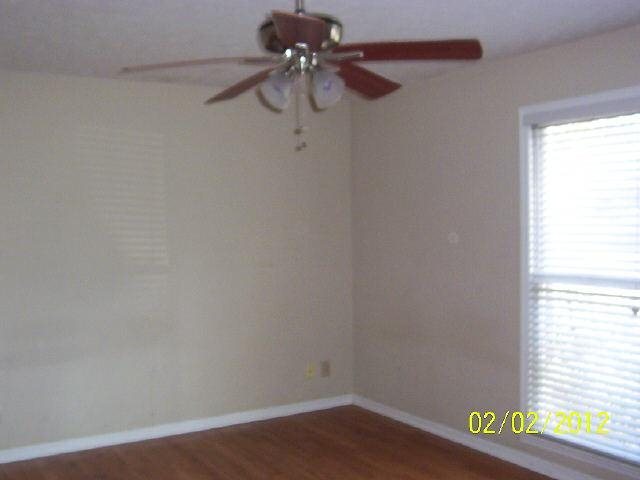 358 Hickory Ter, Lagrange, GA 30241 photo 5