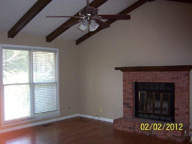 358 Hickory Ter, Lagrange, GA 30241 photo 4