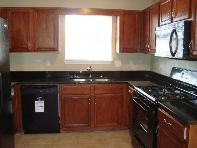 169 Old Hampton Way, Hampton, GA 30228 photo 2