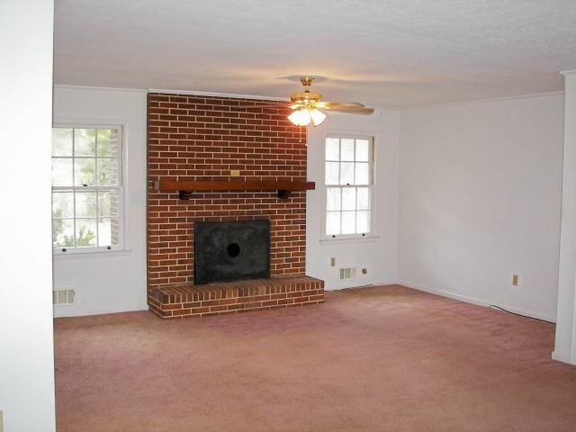 375 Coan Dr, Mcdonough, GA 30252 photo 3