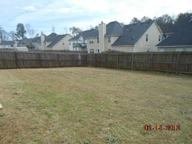 2031 Registry Dr, Hampton, GA 30228 photo 4