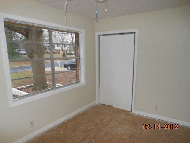 6887 Stephens Dr, Rex, GA 30273 photo 8
