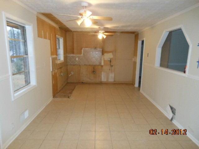 6887 Stephens Dr, Rex, GA 30273 photo 6