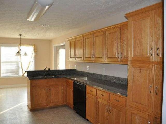 259 E Dixie Hwy, Rutledge, GA 30663 photo 4