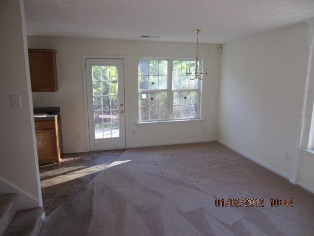 8251 Sterling Ln, Covington, GA 30014 photo 3