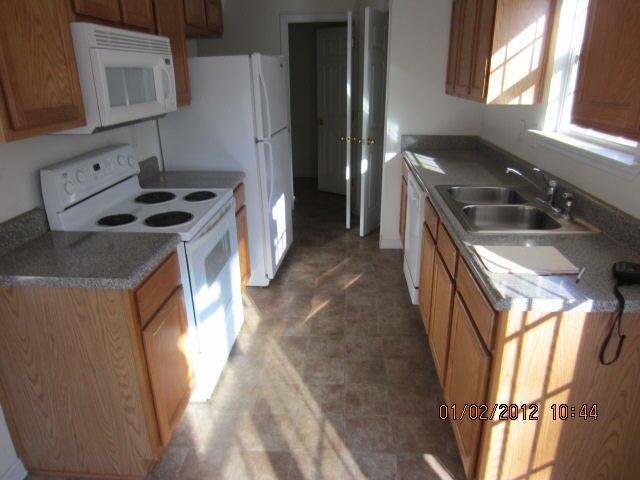 8251 Sterling Ln, Covington, GA 30014 photo 4
