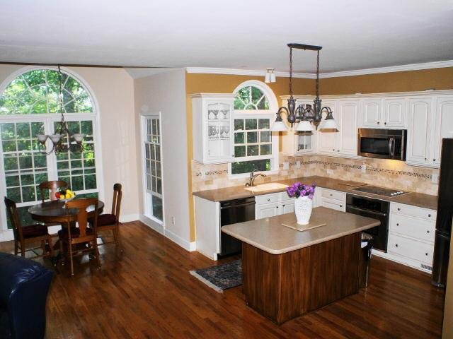 4225 Stackstone Dr, Cumming, GA 30041 photo 2