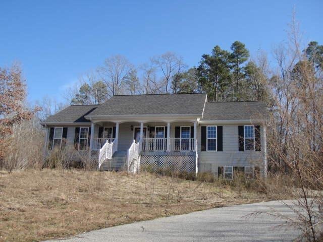 930 Hicks Rd, Toccoa, GA 30577 photo 1
