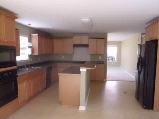 125 Glen Echo Dr, Covington, GA 30016 photo 2