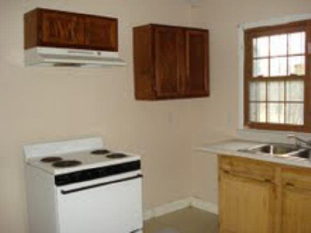 913 Bess St, Perry, GA 31069 photo 4