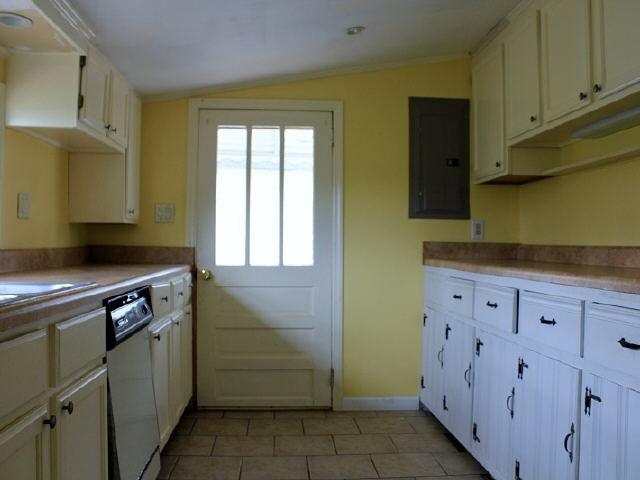 167 Pine Cir, Lagrange, GA 30241 photo 6