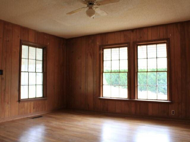 167 Pine Cir, Lagrange, GA 30241 photo 8