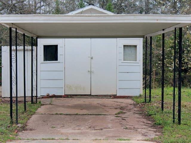 167 Pine Cir, Lagrange, GA 30241 photo 2