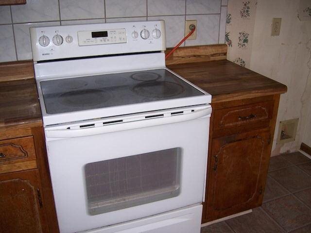 6014 Blanton Mill Rd, Williamson, GA 30292 photo 4