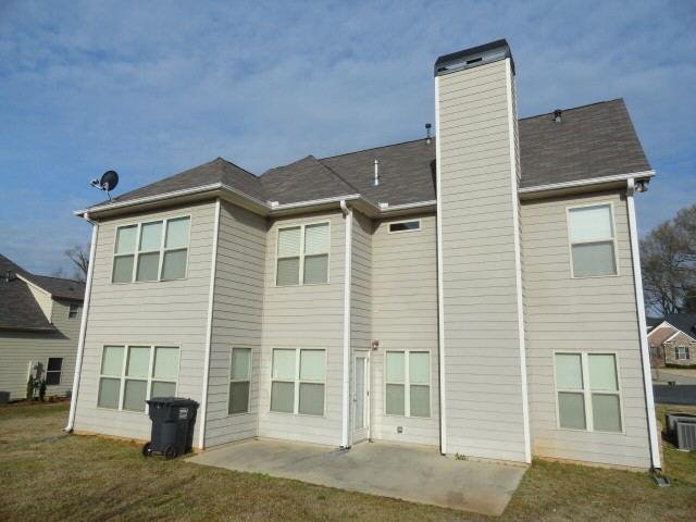 1025 Cureton Dr, Austell, GA 30106 photo 2
