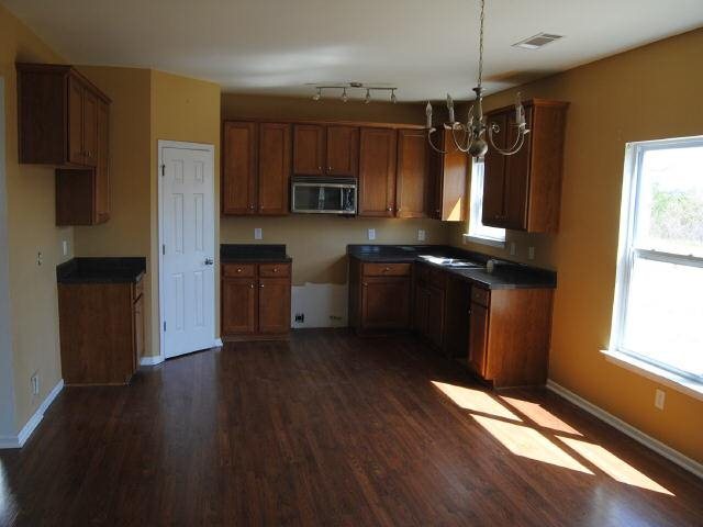 1020 Capstone Ct, Suwanee, GA 30024 photo 4