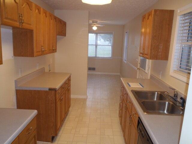 513 Chambers Rd, Commerce, GA 30530 photo 7