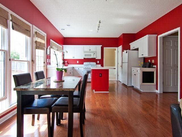 10980 Glenbarr Dr, Duluth, GA 30097 photo 4