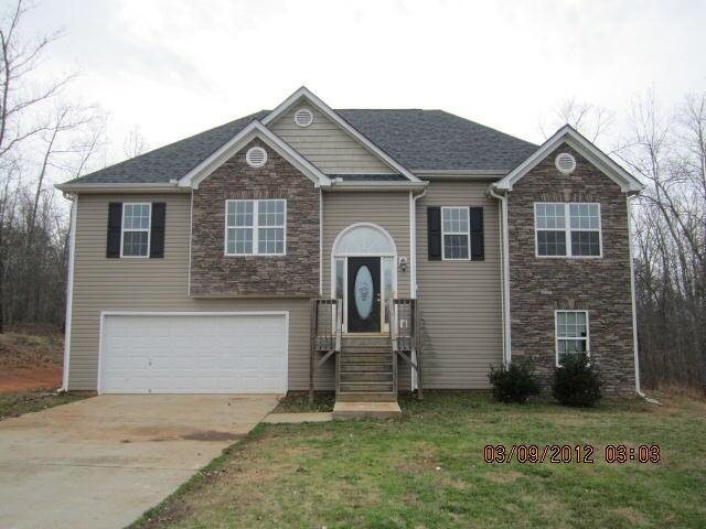 138 Red Oak Dr, Barnesville, GA 30204 photo 1