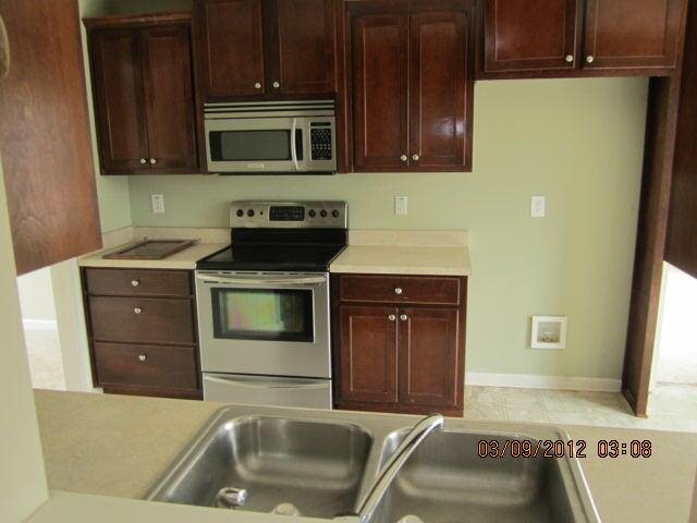 138 Red Oak Dr, Barnesville, GA 30204 photo 7
