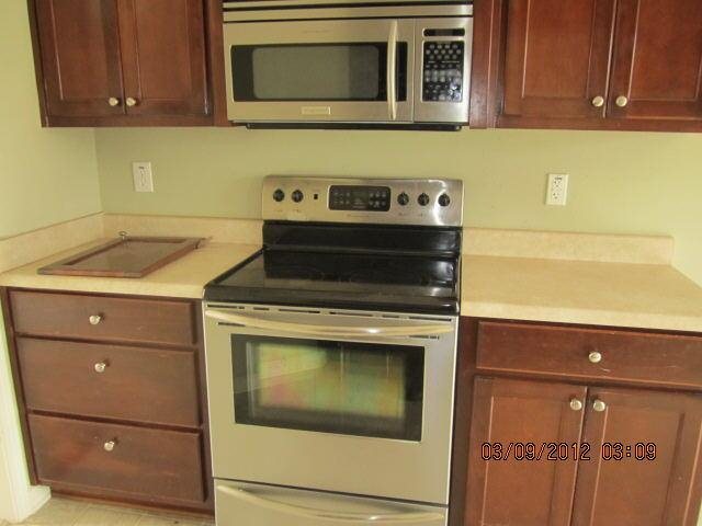 138 Red Oak Dr, Barnesville, GA 30204 photo 6