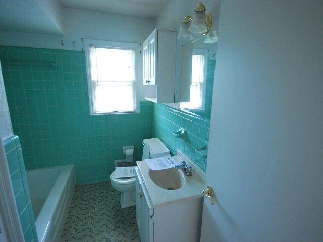 323 Park Hill Dr, Lagrange, GA 30240 photo 8