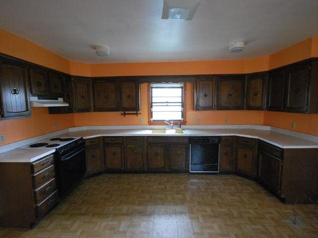 323 Park Hill Dr, Lagrange, GA 30240 photo 5