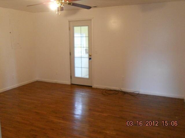 300 Loop Rd, Commerce, GA 30530 photo 6