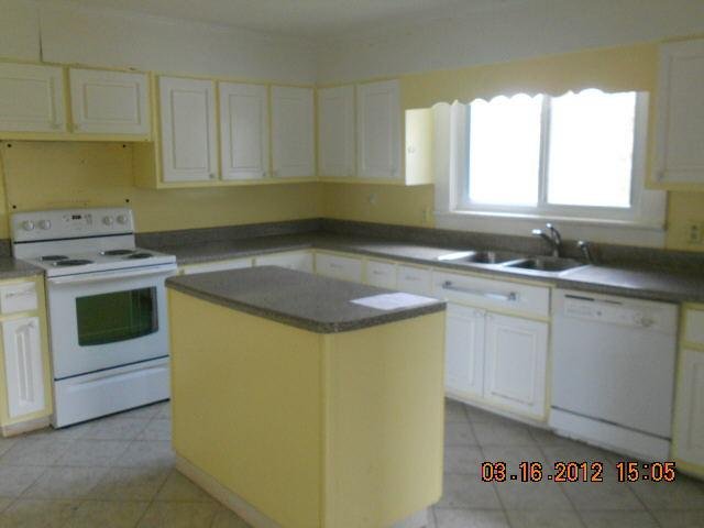 300 Loop Rd, Commerce, GA 30530 photo 4