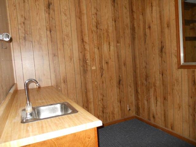 126 Gordon Commerical Dr, Lagrange, GA 30240 photo 4