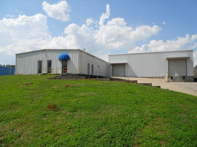126 Gordon Commerical Dr, Lagrange, GA 30240 photo 1