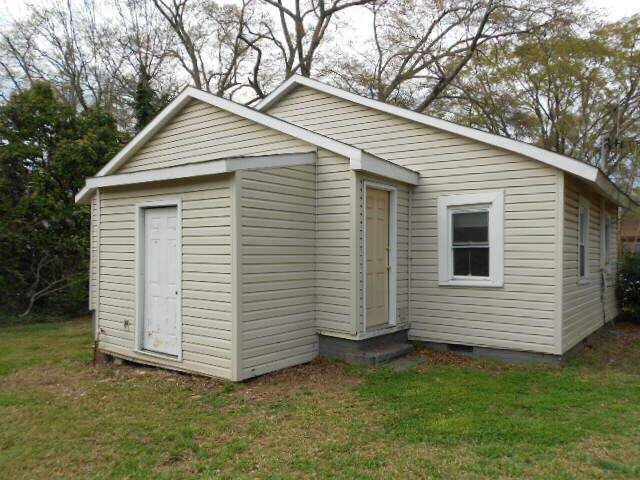 33 Carroll St, Royston, GA 30662 photo 2