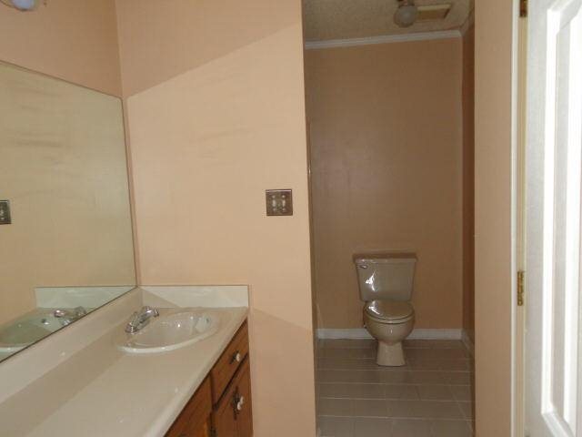 2807 Windcrest Dr, Hampton, GA 30228 photo 9