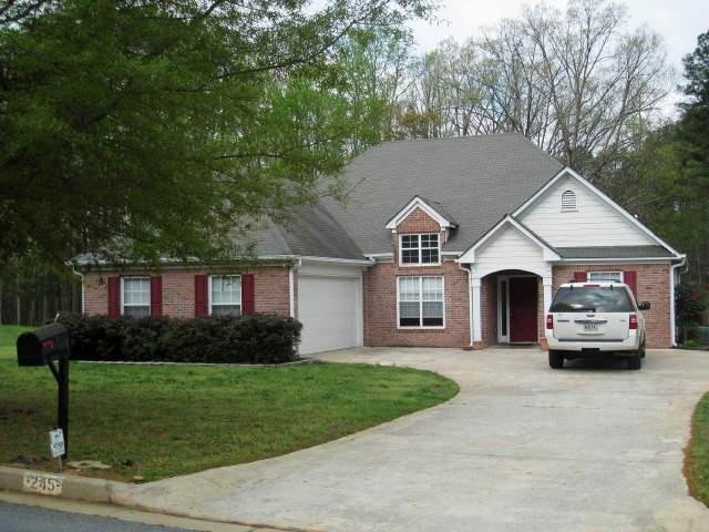 245 Flowers Dr, Covington, GA 30016 photo 2