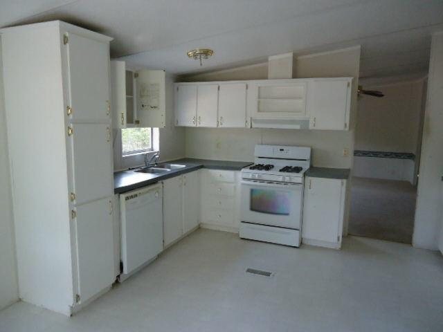 1776 Sandy Flat Rd, Bowdon, GA 30108 photo 3