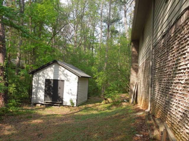 2264 Old Concord Dr, Conyers, GA 30013 photo 2