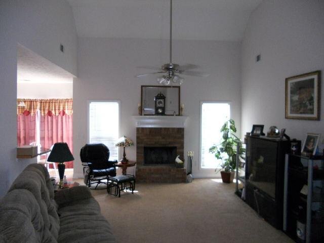 609 Windermere Ct, Hampton, GA 30228 photo 4