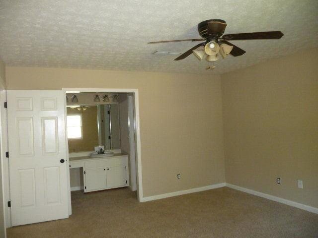 201 Mckinley Cir, Lagrange, GA 30240 photo 10