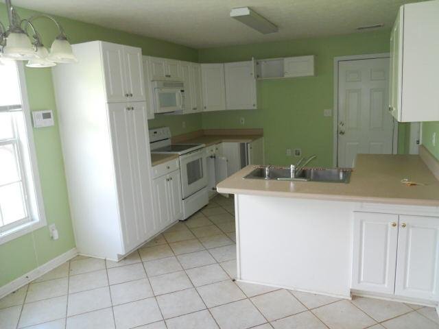 123 Oakmont Dr, Lagrange, GA 30240 photo 3