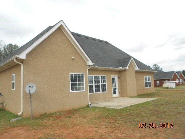 231 River Bend Ln, Hampton, GA 30228 photo 3