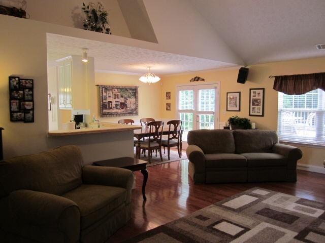 157 Dodgen Place Dr, Hampton, GA 30228 photo 4