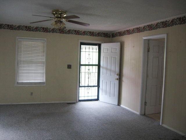 801 Troup St, Lagrange, GA 30240 photo 4