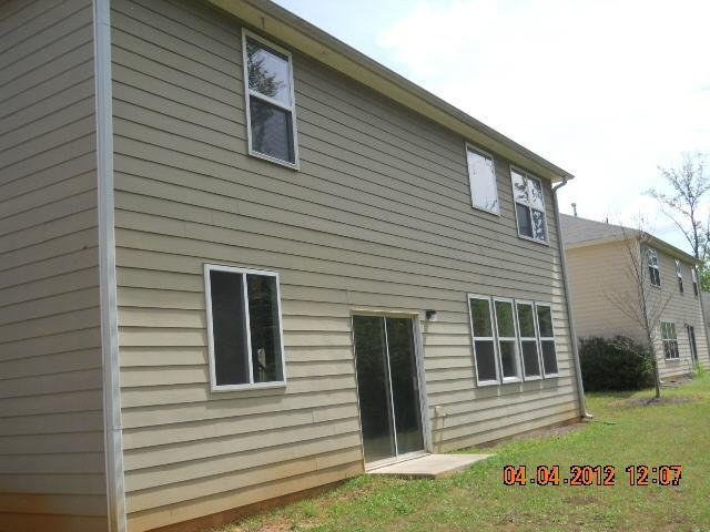 7563 Waverly Loop, Fairburn, GA 30213 photo 11