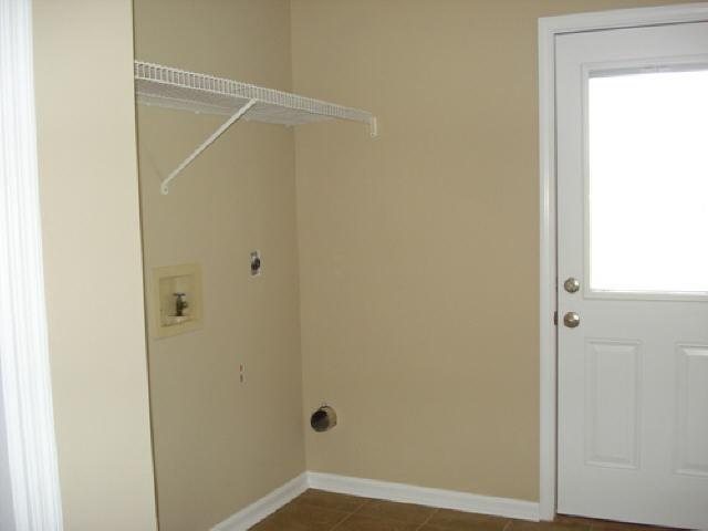 585 Walker Rd, Byron, GA 31008 photo 13