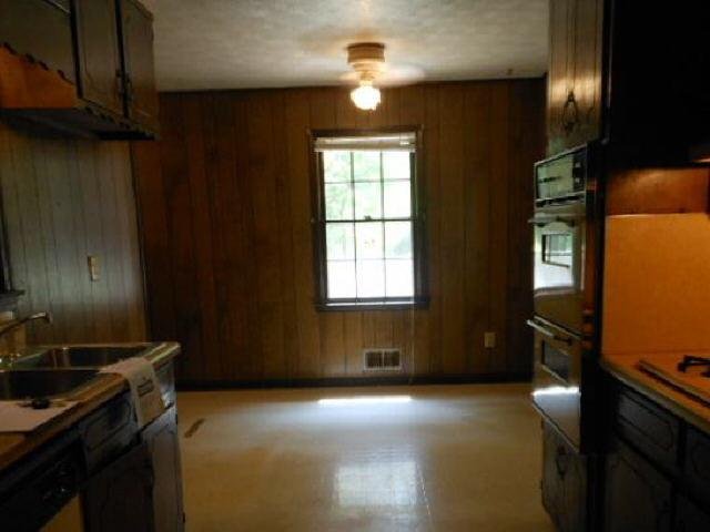 657 Mcdonough Rd, Hampton, GA 30228 photo 3